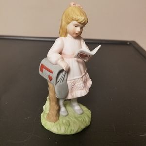 Enesco "Sweet Valentine" 1986 Porcelain Figurine